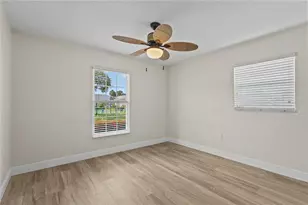 9821 Hernando Ct, Bradenton, FL 34210 - Photo 23