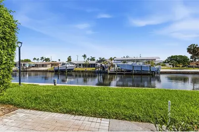 9821 Hernando Court, Bradenton, FL 34210 - Photo 27