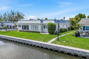 9821 Hernando Ct, Bradenton, FL 34210 - Photo 29