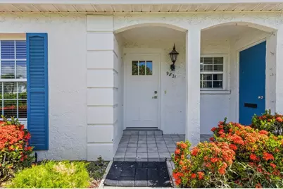 9821 Hernando Court, Bradenton, FL 34210 - Photo 3