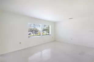 3305 Highland Ave W, Bradenton, FL 34205 - Photo 5
