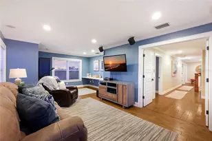 526 56th St, Holmes Beach, FL 34217 - Photo 51