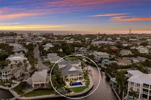 526 56th St, Holmes Beach, FL 34217 - Photo 85
