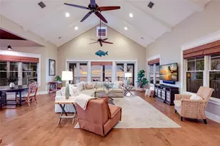 526 56th St, Holmes Beach, FL 34217 - Photo 15
