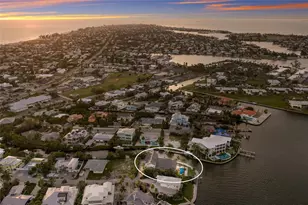 526 56th St, Holmes Beach, FL 34217 - Photo 91