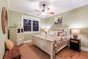 526 56th St, Holmes Beach, FL 34217 - Photo 37