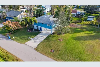 727 47th Street W, Palmetto, FL 34221 - Photo 39