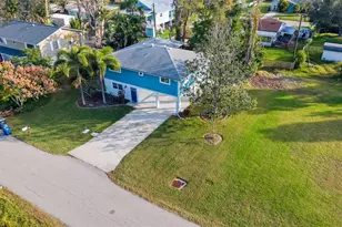 727 47th St W, Palmetto, FL 34221 - Photo 39