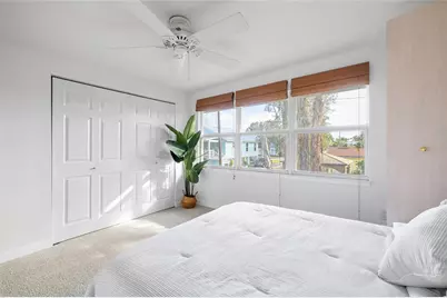 727 47th Street W, Palmetto, FL 34221 - Photo 23
