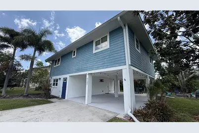 727 47th Street W, Palmetto, FL 34221 - Photo 1