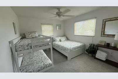 727 47th Street W, Palmetto, FL 34221 - Photo 11