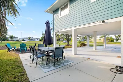 727 47th Street W, Palmetto, FL 34221 - Photo 35