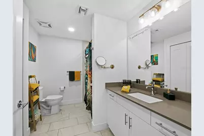 1703 N Tamiami Trail #306, Sarasota, FL 34234 - Photo 15