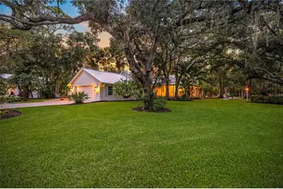 2810 Sarasota Golf Club Boulevard, Sarasota, FL 34240 - Photo 75