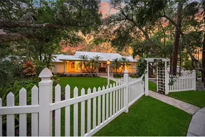 2810 Sarasota Golf Club Boulevard, Sarasota, FL 34240 - Photo 1