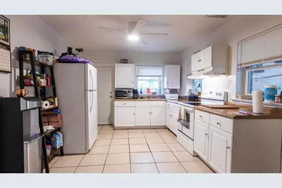 2110 Palm Terrace, Sarasota, FL 34231 - Photo 7