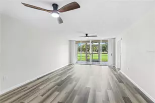 4550 Pinebrook Cir, Bradenton, FL 34209 - Photo 5