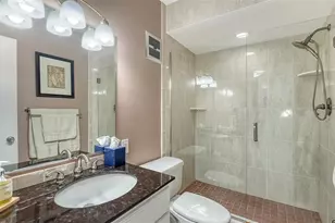 777 John Ringling Blvd, Sarasota, FL 34236 - Photo 21