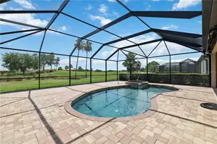 6907 Quiet Creek Dr, Bradenton, FL 34212 - Photo 3