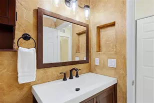 3663 Longmeadow, Sarasota, FL 34235 - Photo 23