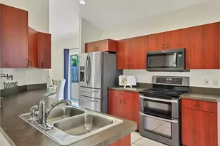 5485 Ashton Manor Dr, Sarasota, FL 34233 - Photo 17