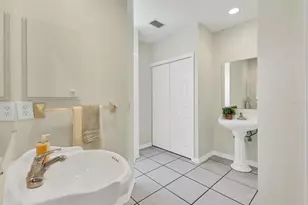 5485 Ashton Manor Dr, Sarasota, FL 34233 - Photo 23