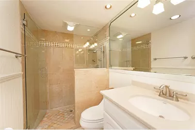 5600 Beach Way Dr #213, Sarasota, FL 34242 - Photo 9
