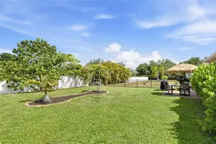 24413 Bandoni Pl, Venice, FL 34293 - Photo 33