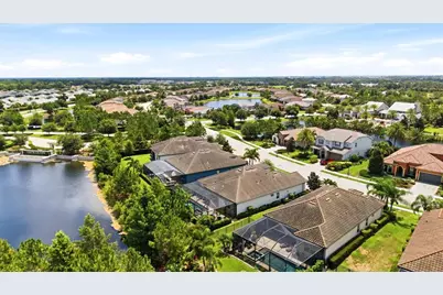 12021 Perennial Place, Lakewood Ranch, FL 34211 - Photo 47