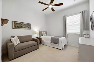 12021 Perennial Pl, Lakewood Ranch, FL 34211 - Photo 35