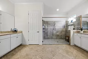 12021 Perennial Pl, Lakewood Ranch, FL 34211 - Photo 29