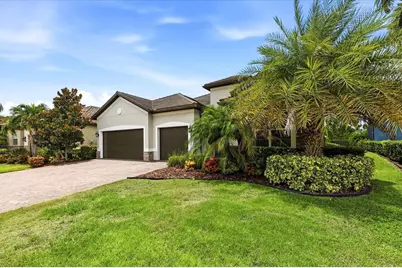 12021 Perennial Place, Lakewood Ranch, FL 34211 - Photo 3