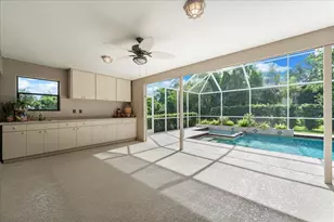 4010 Country View Dr, Sarasota, FL 34233 - Photo 15