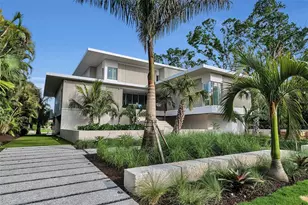 500 Harbor Cove Cir, Longboat Key, FL 34228 - Photo 7