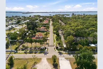 1740 Assisi Drive, Sarasota, FL 34231 - Photo 17