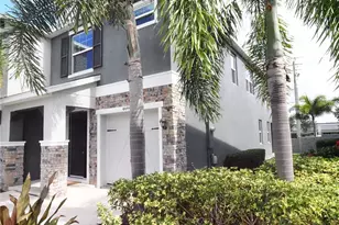 4444 Aqua Mirage St, Sarasota, FL 34238 - Photo 3