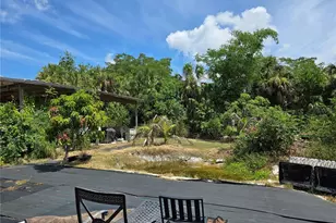 2515 16th Ave Dr E, Bradenton, FL 34208 - Photo 5