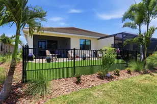 18839 Dayspring Pl, Venice, FL 34293 - Photo 9