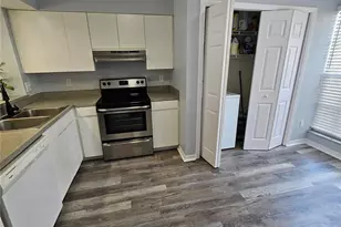 13817 Stone Mill Way, Tampa, FL 33613 - Photo 3