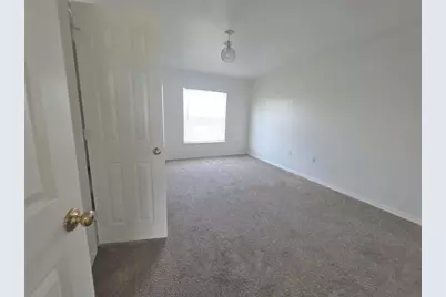145 Vista View Avenue, Eagle Lake, FL 33839 - Photo 11