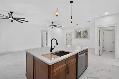 412 17th Avenue W, Palmetto, FL 34221 - Photo 9
