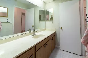 4660 La Jolla Dr, Bradenton, FL 34210 - Photo 21