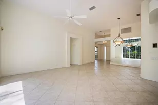 7159 Victoria Cir, University Park, FL 34201 - Photo 17