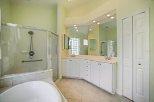 7159 Victoria Cir, University Park, FL 34201 - Photo 29