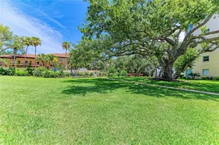 8625 Midnight Pass Rd, Sarasota, FL 34242 - Photo 51
