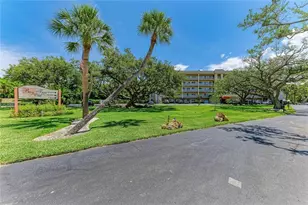 8625 Midnight Pass Rd, Sarasota, FL 34242 - Photo 63