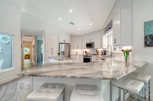 5161 Flicker Field Cir, Sarasota, FL 34231 - Photo 19