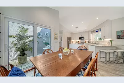 5161 Flicker Field Circle, Sarasota, FL 34231 - Photo 17