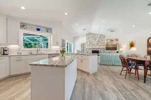 5161 Flicker Field Cir, Sarasota, FL 34231 - Photo 13