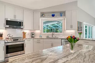 5161 Flicker Field Cir, Sarasota, FL 34231 - Photo 21